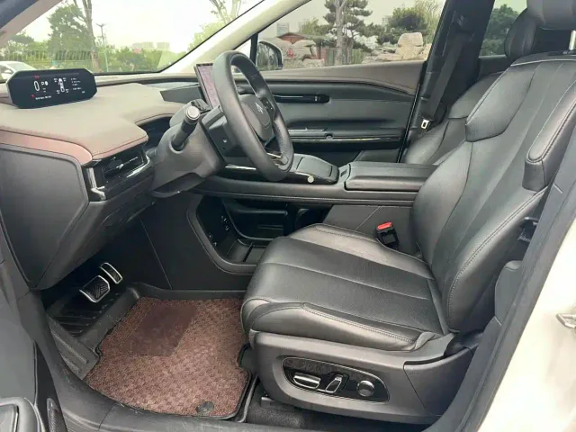 GAC Hyptec HT — Фото автомобиля 3