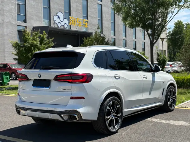 BMW X5 — Фото автомобиля 5