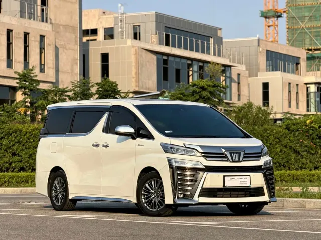 Toyota Vellfire — Фото автомобиля 3