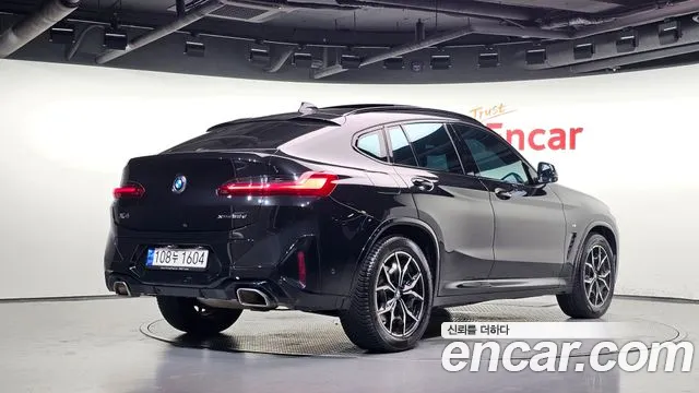 BMW X4 xDrive20d M Sport — Фото автомобиля 2