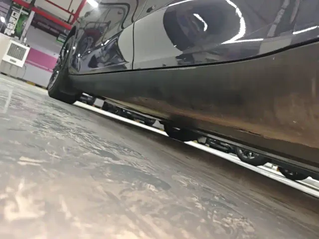 Tesla Model Y — Фото автомобиля 21