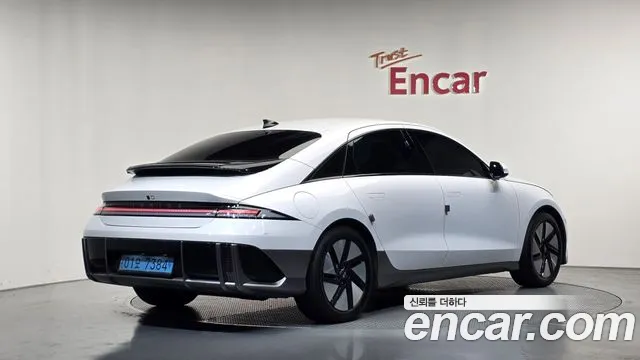 Hyundai Ioniq 6 — Фото автомобиля 2