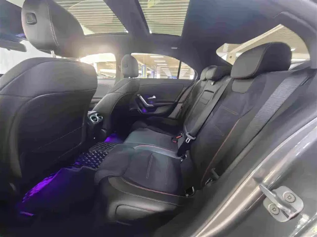 Mercedes-Benz A-Class — Фото автомобиля 6
