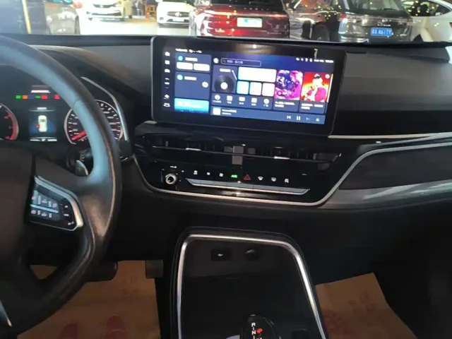 Haval H6 — Фото автомобиля 12