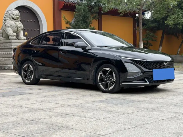 Wuling Starlight — Фото автомобиля 3
