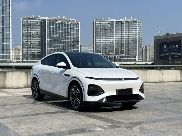 Xpeng G6 — Фото автомобиля 3