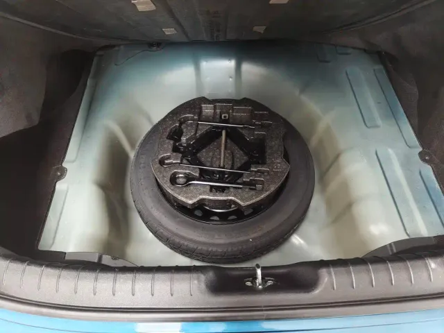 Hyundai Elantra — Фото автомобиля 14