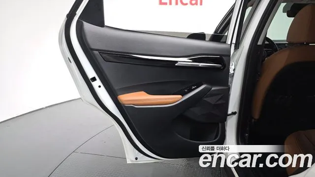 Kia Seltos New — Фото автомобиля 14