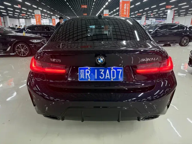 BMW 3 Series — Фото автомобиля 3