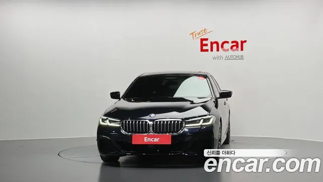 BMW 5 Series G30 — Фото автомобиля 3