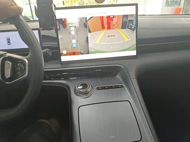 Geely Galaxy E5 — Фото автомобиля 13