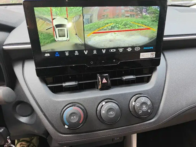 Toyota Corolla Cross — Фото автомобиля 9