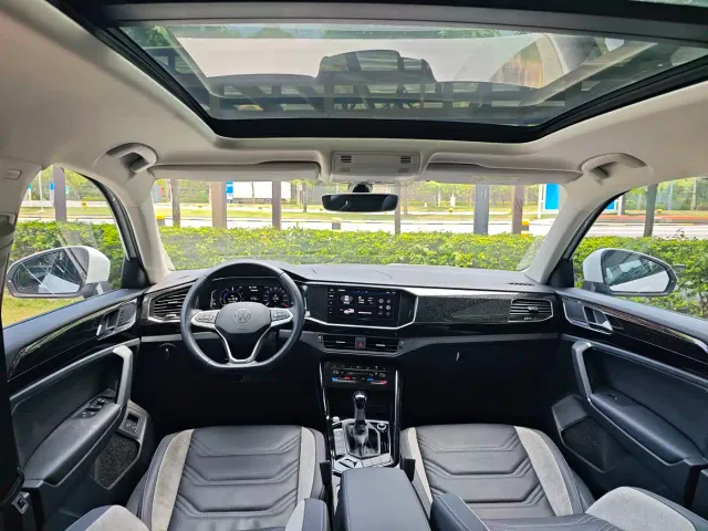 Volkswagen Tayron GTE Plug-in Hybrid — Фото автомобиля 10