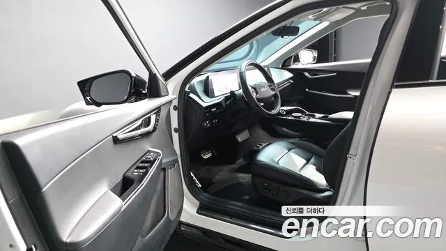 Kia EV6 — Фото автомобиля 8