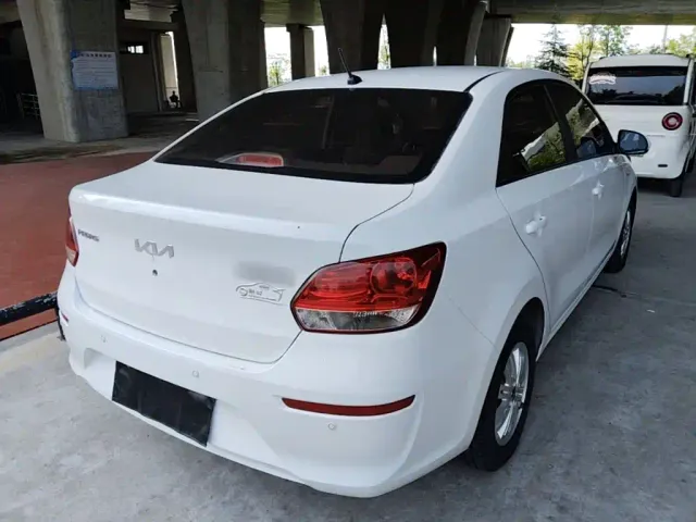 Kia Huan Chi — Фото автомобиля 6