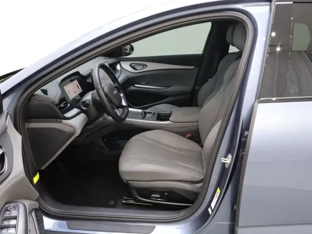 BYD Seal 07 DM-i — Фото автомобиля 11