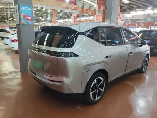 GAC Aion Y — Фото автомобиля 6
