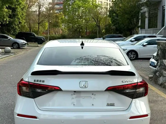 Honda Civic — Фото автомобиля 8