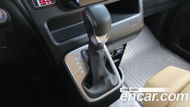 Hyundai Staria Staria Tourer 9 мест — Фото автомобиля 9