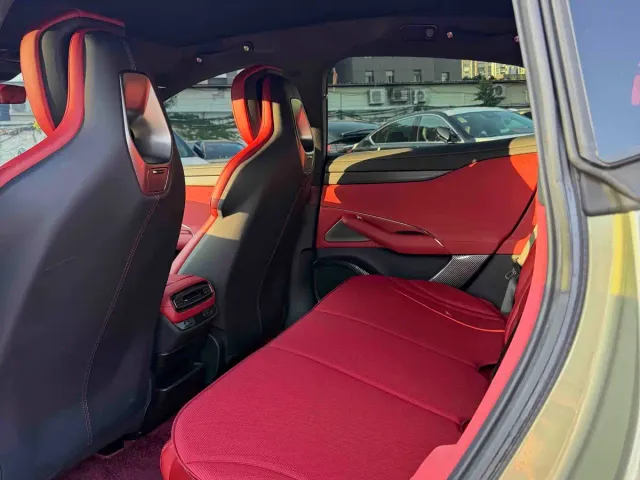 Xiaomi SU7 — Фото автомобиля 4