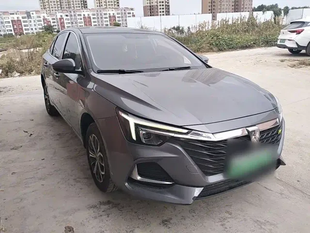 Roewe i6 MAX EV — Фото автомобиля 3