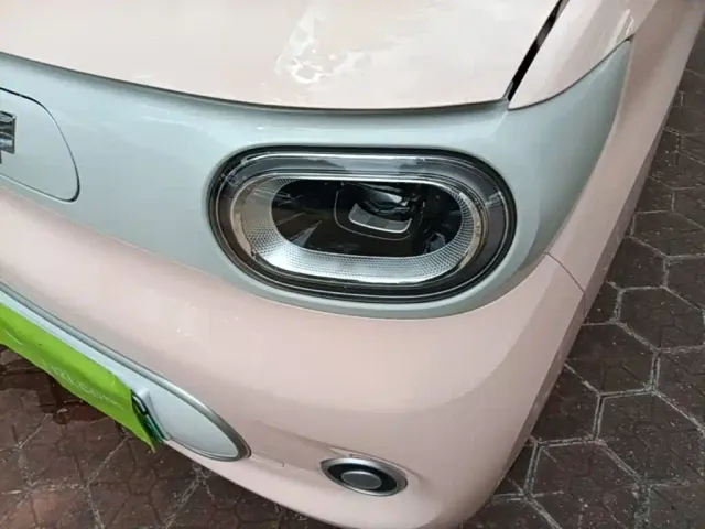 Wuling Hongguang Mini EV — Фото автомобиля 23