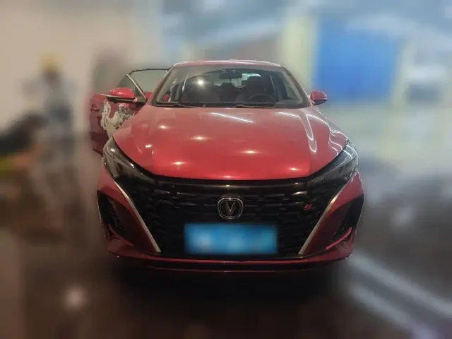Changan Eado — Фото автомобиля 2