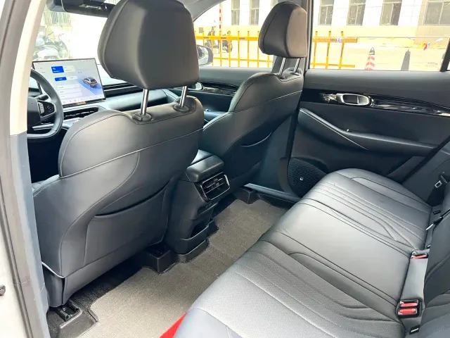 Geely Galaxy E5 — Фото автомобиля 4
