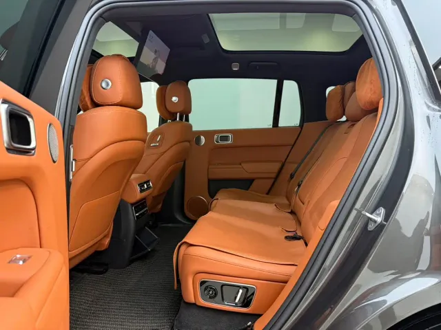 Li Auto L7 — Фото автомобиля 13