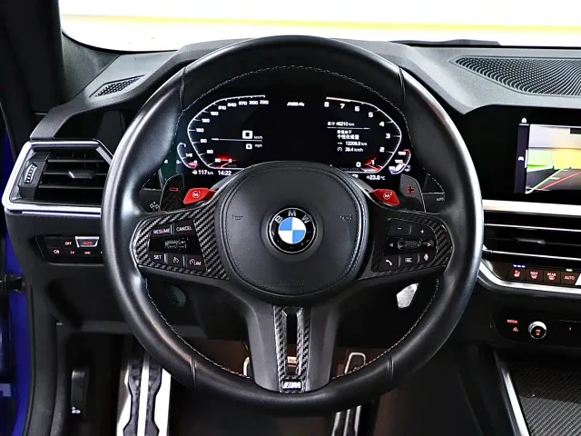 BMW M4 — Фото автомобиля 10