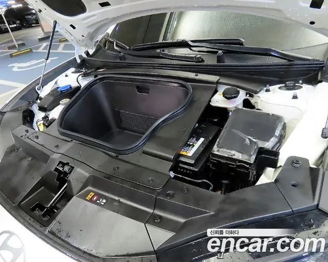 Hyundai Ioniq6 — Фото автомобиля 2