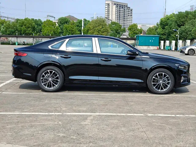 Geely Xingrui — Фото автомобиля 6