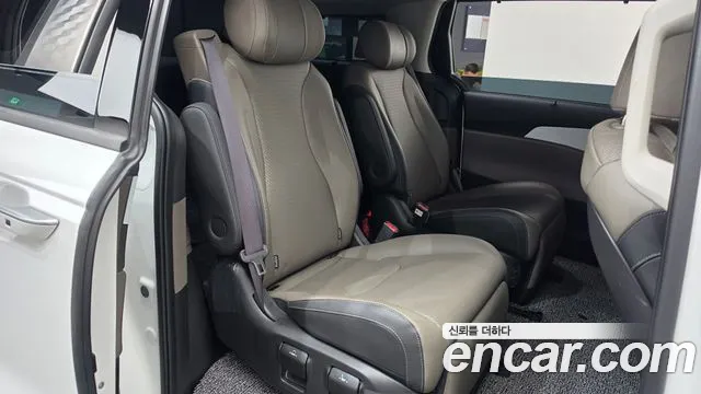 Kia Carnival 4th Gen — Фото автомобиля 17
