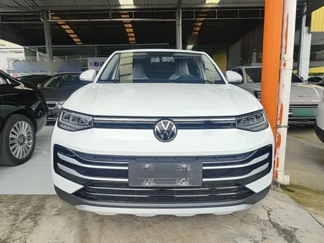 Volkswagen Tharu — Фото автомобиля 2