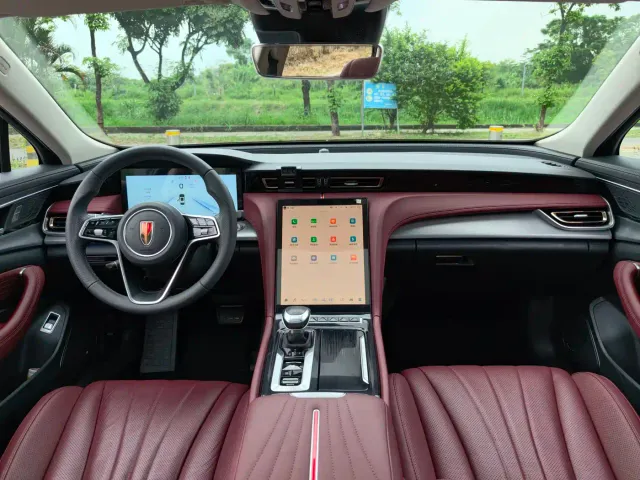Hongqi H5 — Фото автомобиля 25