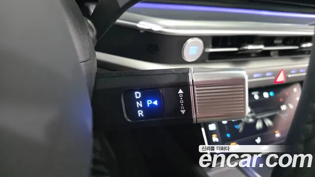 Hyundai Grandeur Grandeur (GN7) 2.5 Бензин 2WD — Фото автомобиля 9