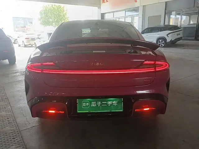 Xiaomi SU7 — Фото автомобиля 5