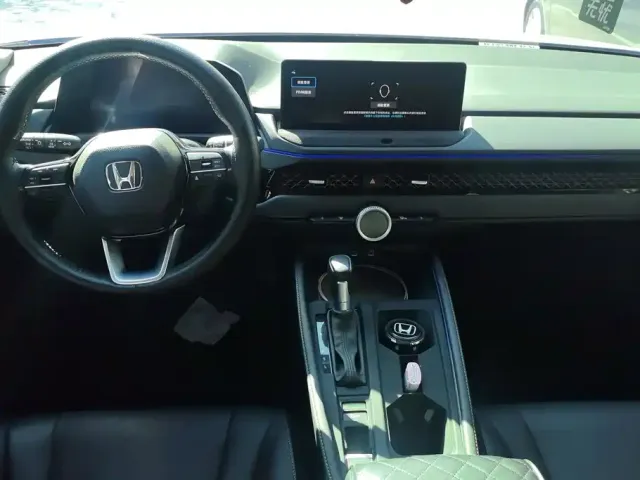 Honda Accord — Фото автомобиля 12