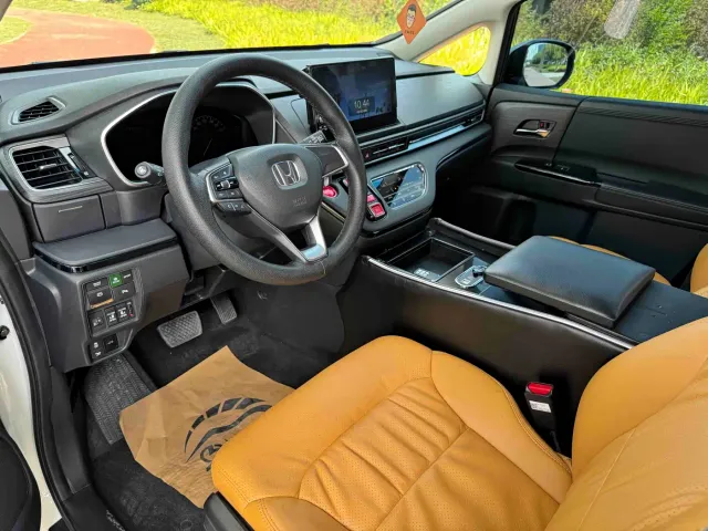 Honda Elysion — Фото автомобиля 7