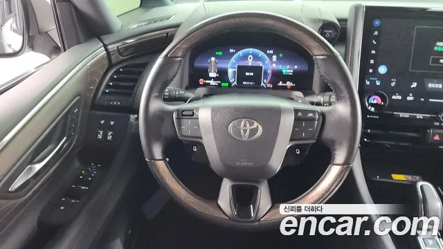 Toyota Alphard — Фото автомобиля 11