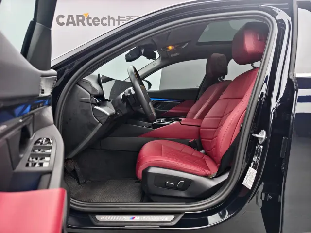 BMW 5 Series — Фото автомобиля 5