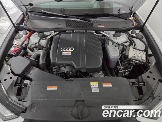 Audi A6 C8 — Фото автомобиля 6