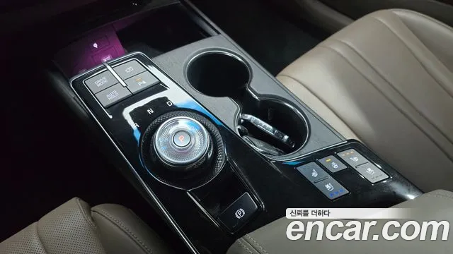 Kia K8 K8 Hybrid — Фото автомобиля 9