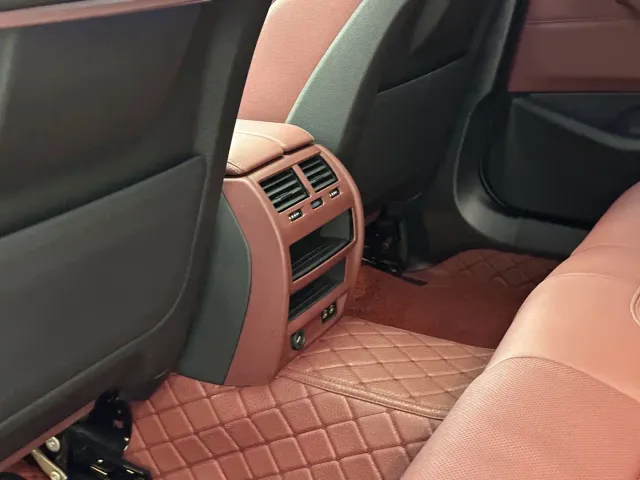 BMW 5 Series — Фото автомобиля 17