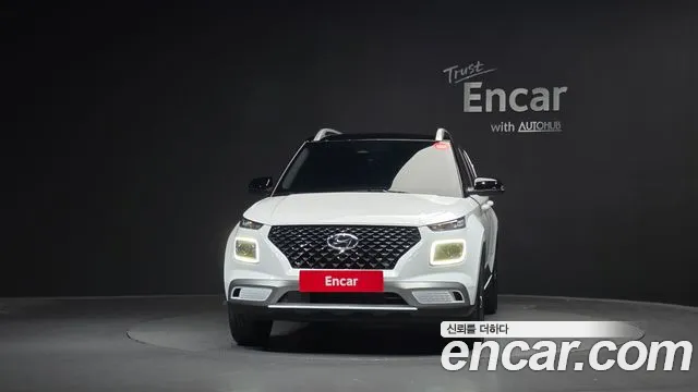 Hyundai Venue — Фото автомобиля 3