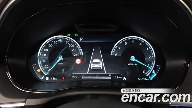Genesis GV70 — Фото автомобиля 8