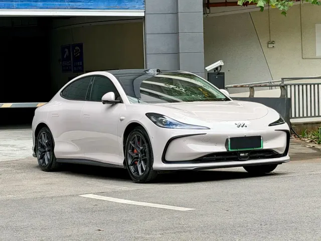 IM Motors L6 — Фото автомобиля 3