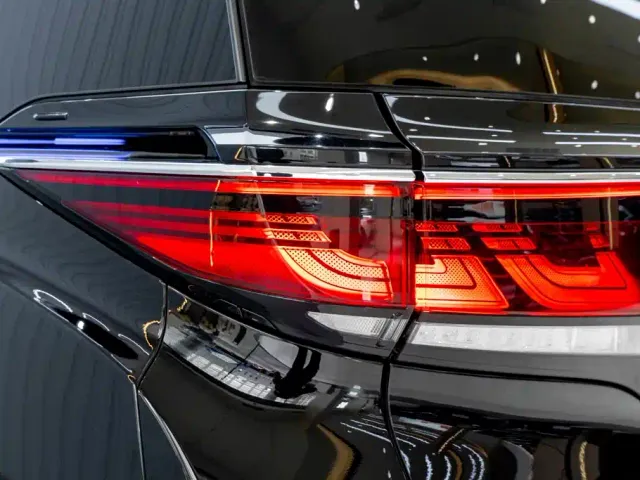 Toyota Vellfire — Фото автомобиля 9