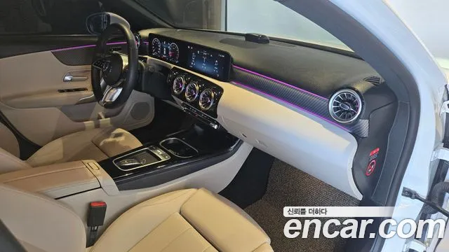 Mercedes-Benz A-Class W177 — Фото автомобиля 13