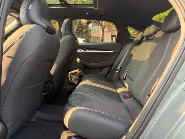 Geely Xingrui — Фото автомобиля 13